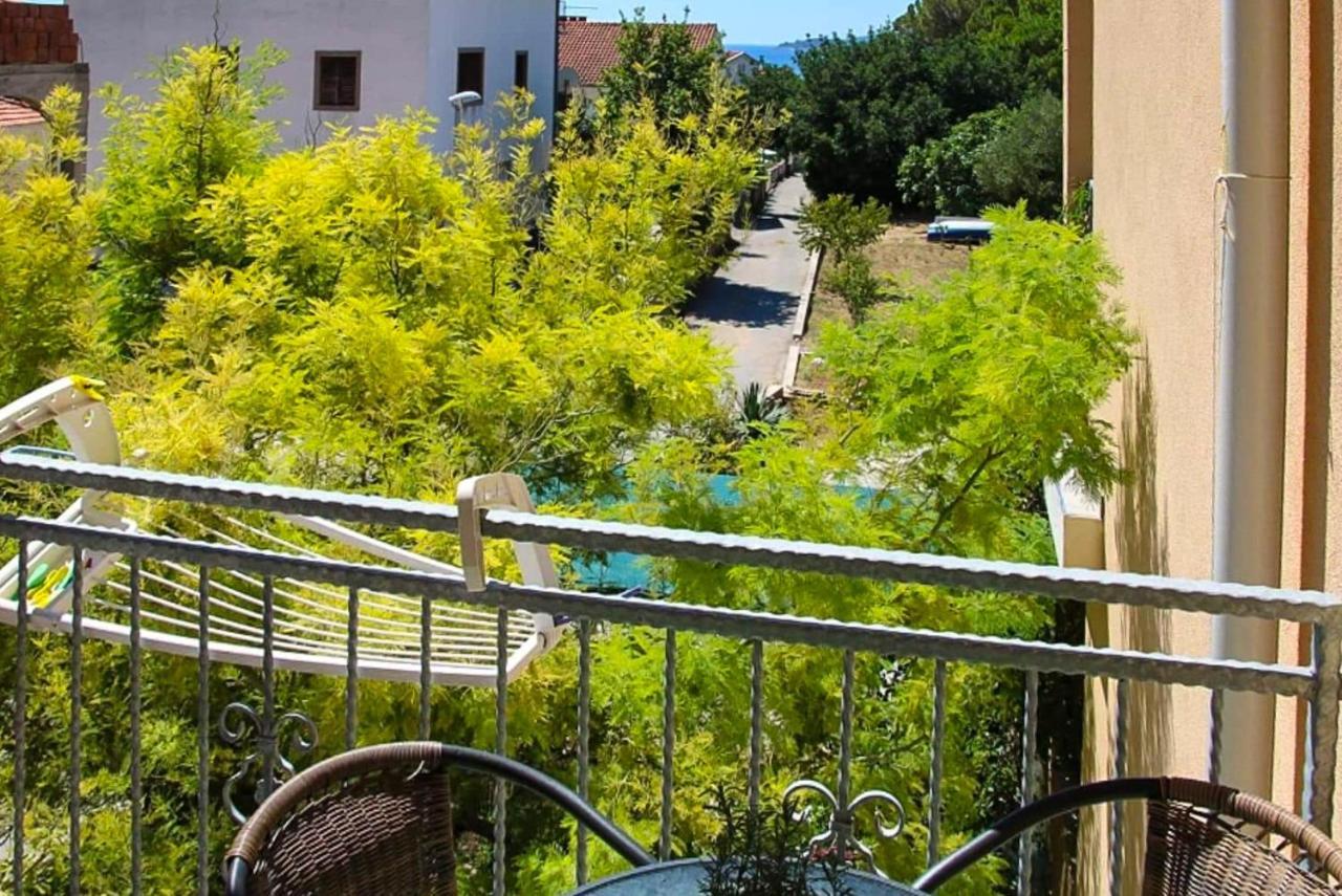 Apartments Leon Orebic Bagian luar foto