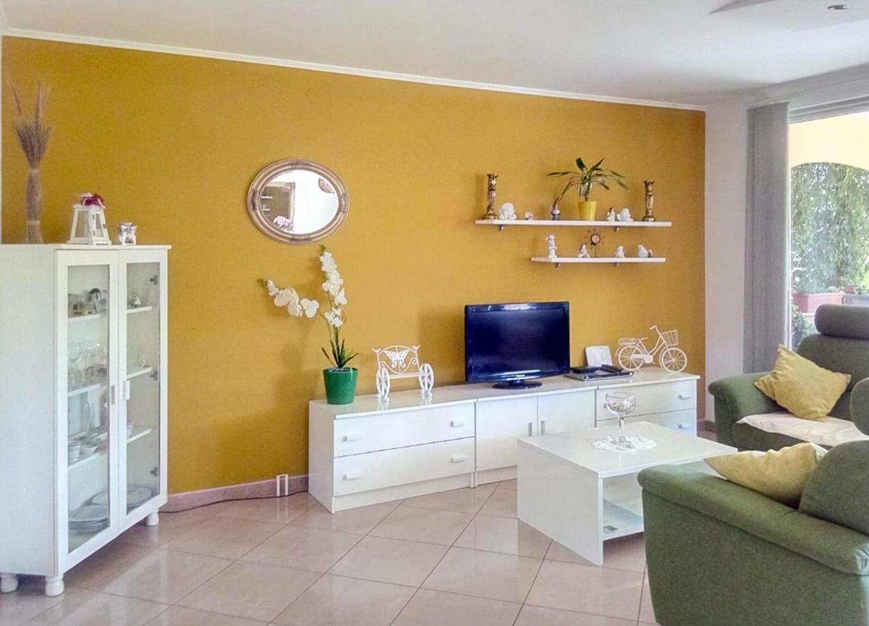Apartments Leon Orebic Bagian luar foto
